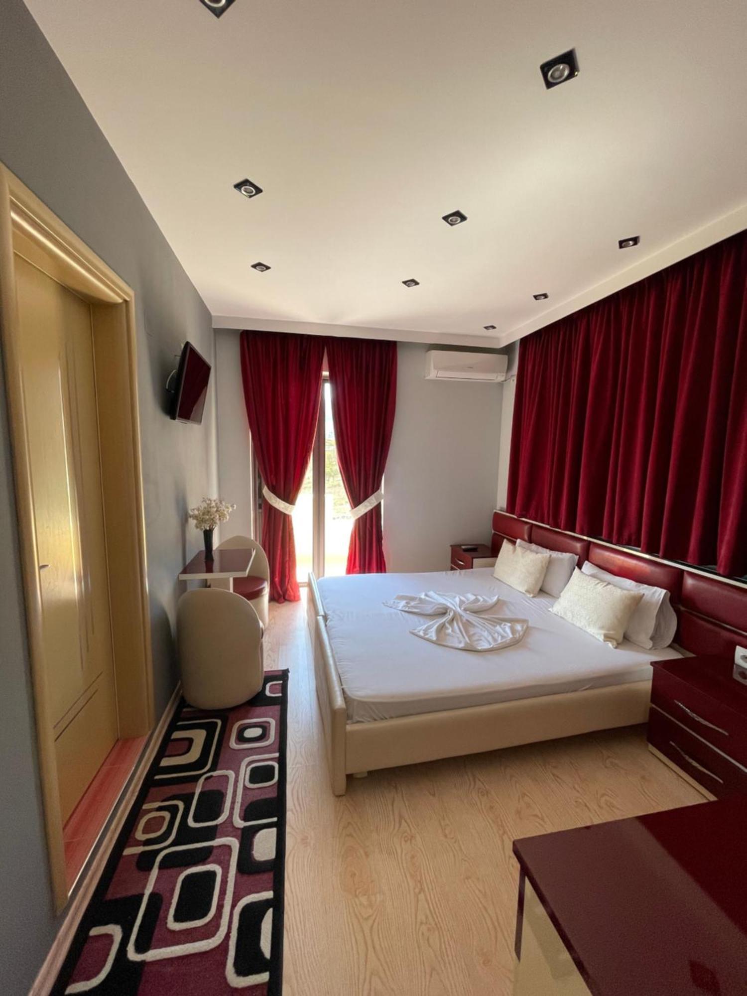 Hotel Selfo Dervisciani Exterior foto